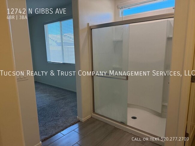 Building Photo - 12742 N Gibbs Ave