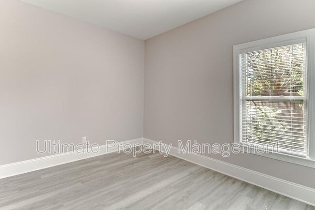 Building Photo - 1202 Matteo Dr