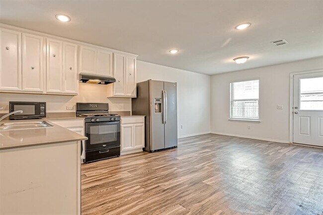 Building Photo - 2614 Lapwing Dr.
