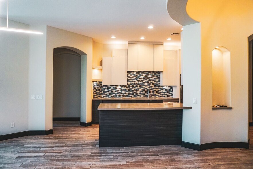 Building Photo - 82794 Odlum Dr