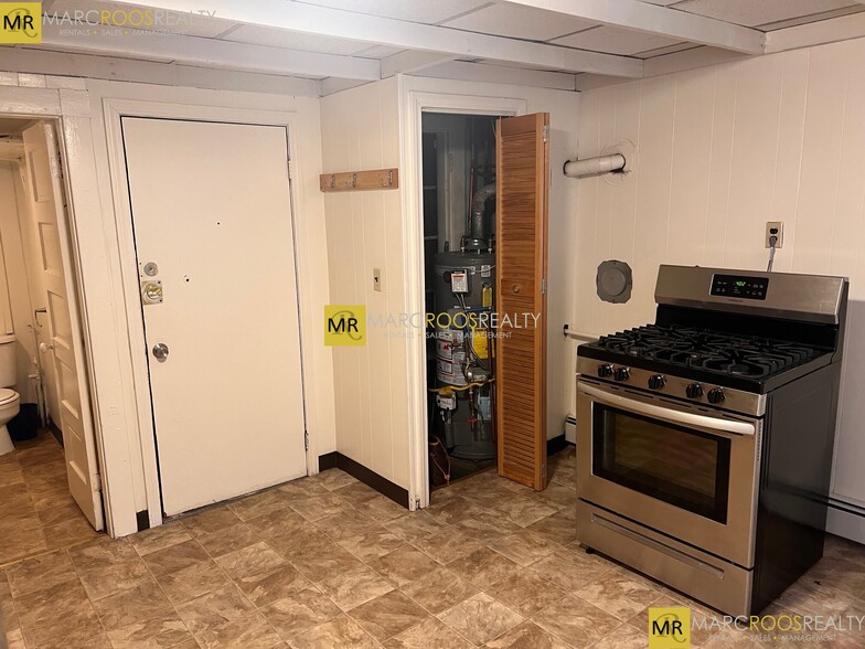 Primary Photo - 240 Cambridge St