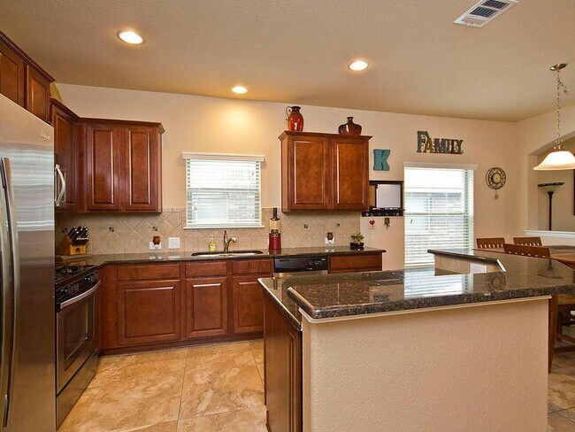 Building Photo - 20920 Windmill Ranch Ave