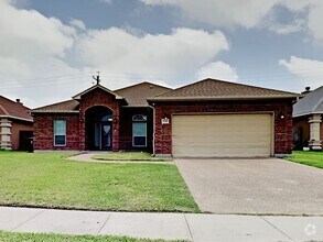 Building Photo - No Application Fee* $500 off first months ...