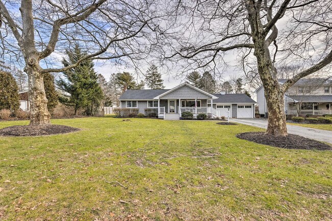 Building Photo - 500 Blossom Bend