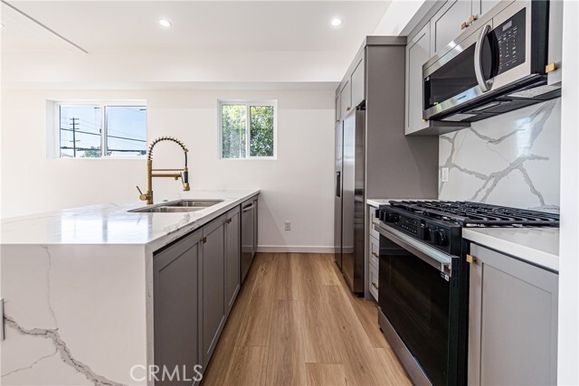 Building Photo - 5251 Agnes Avenue 2