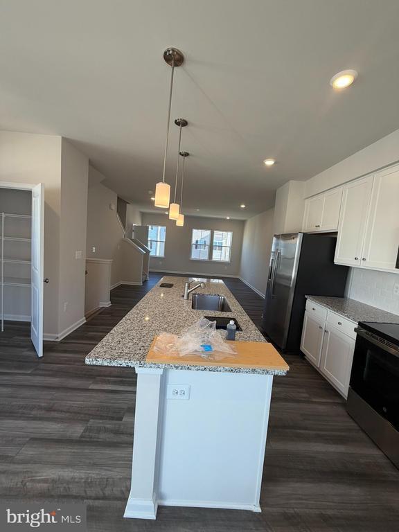 Building Photo - 43 Rolling Branch Dr