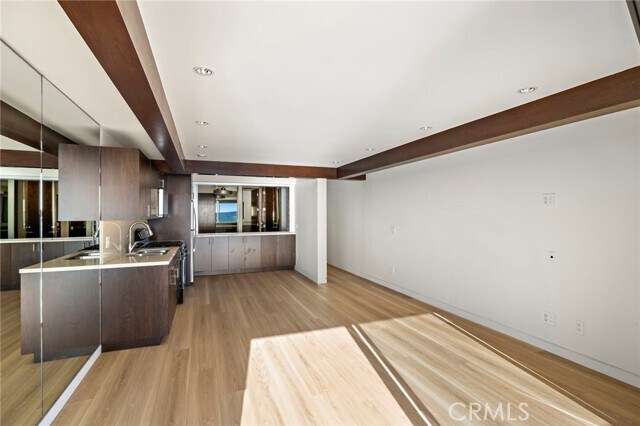 Building Photo - 609 Sleepy Hollow Ln