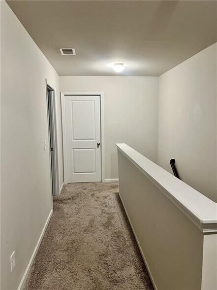 Building Photo - 270 Wellbrook Dr