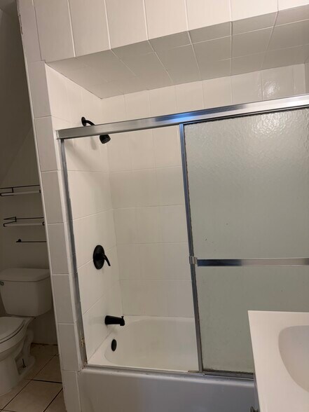 Primary Photo - 575 Market St