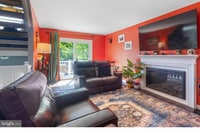 Building Photo - 10230 Faire Commons Ct