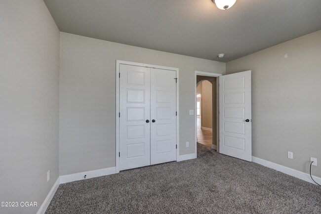 Building Photo - 2030 Mardale Cir