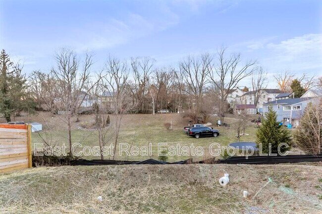 Building Photo - 530 N 3rd St