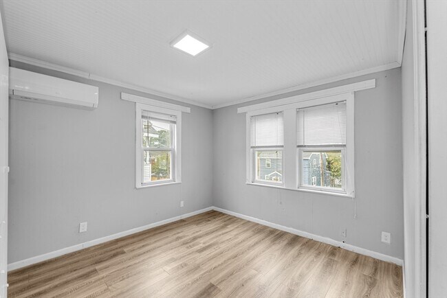 Building Photo - 107 Belle Ave