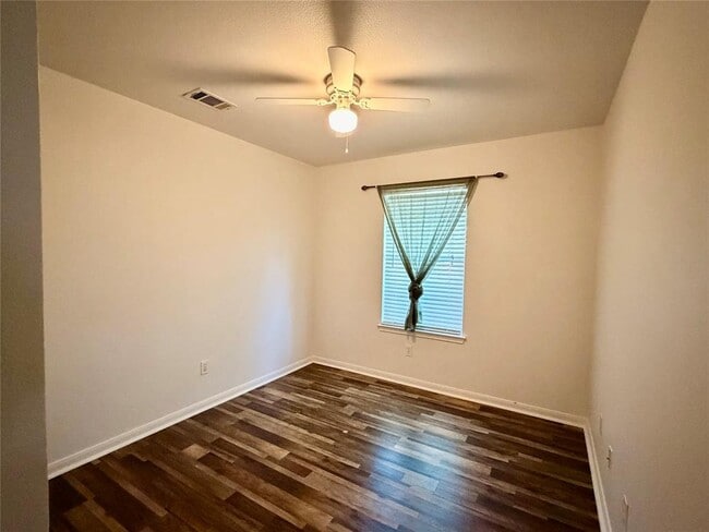 Building Photo - 2202 Corbin Way