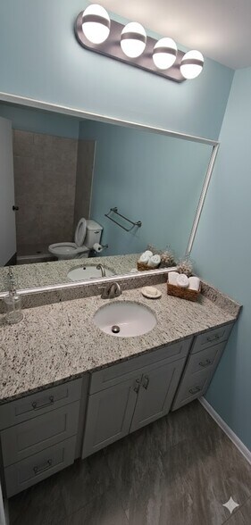 Building Photo - 152 Fenimore Ln