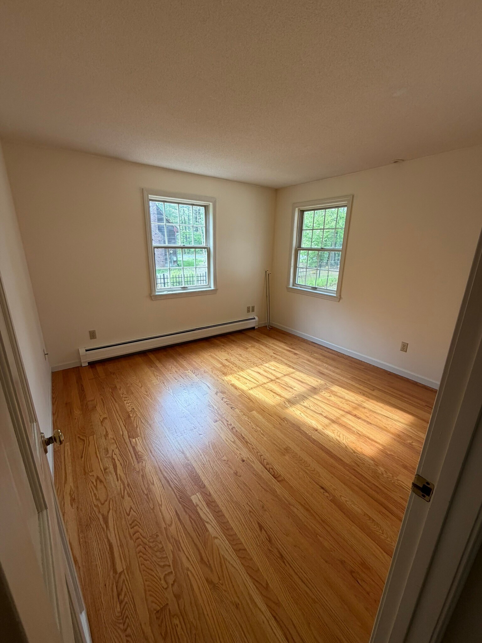 Building Photo - 175 Plumtree Rd
