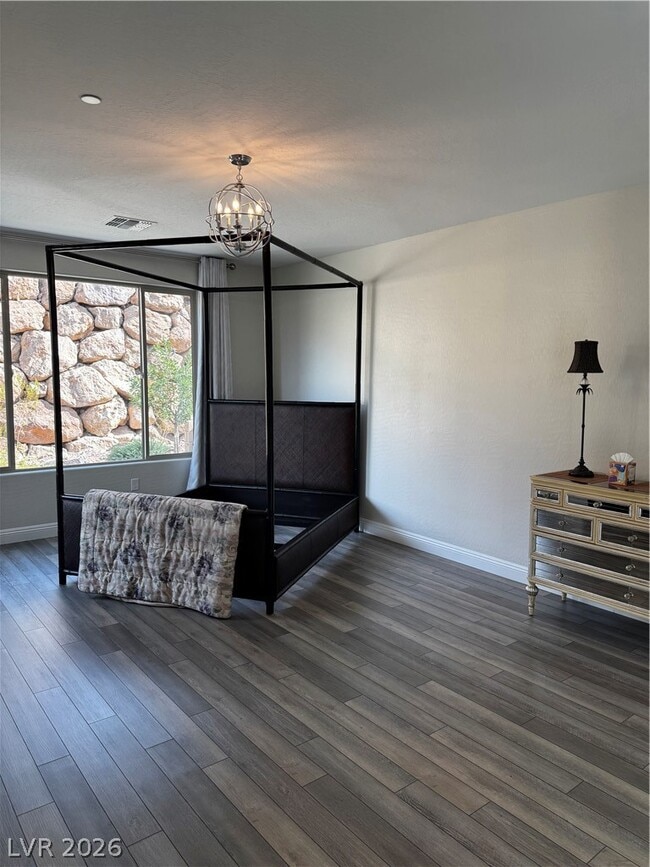 Building Photo - 92 Lake Oasis St