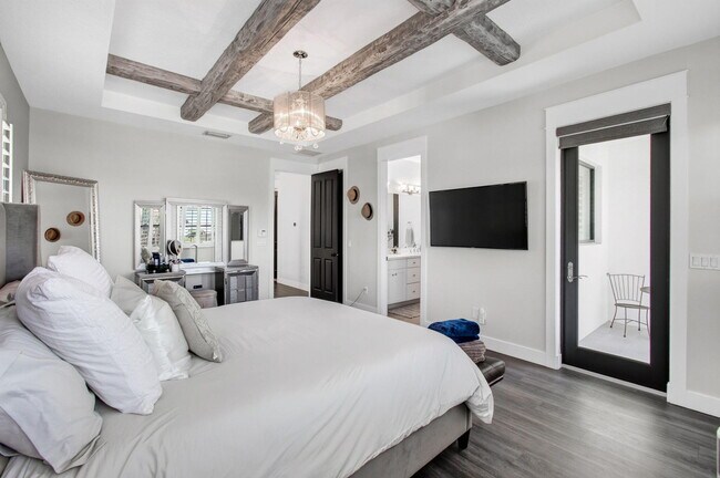 Building Photo - 622 Windward Cir S