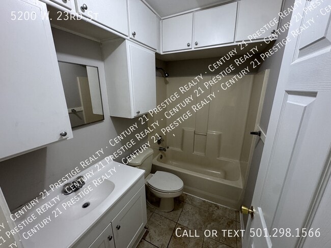 Building Photo - 5200 W 23rd St