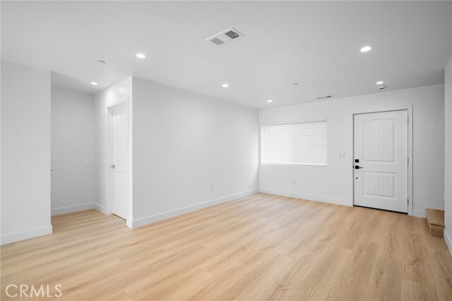 Building Photo - 6829 Agnes Ave