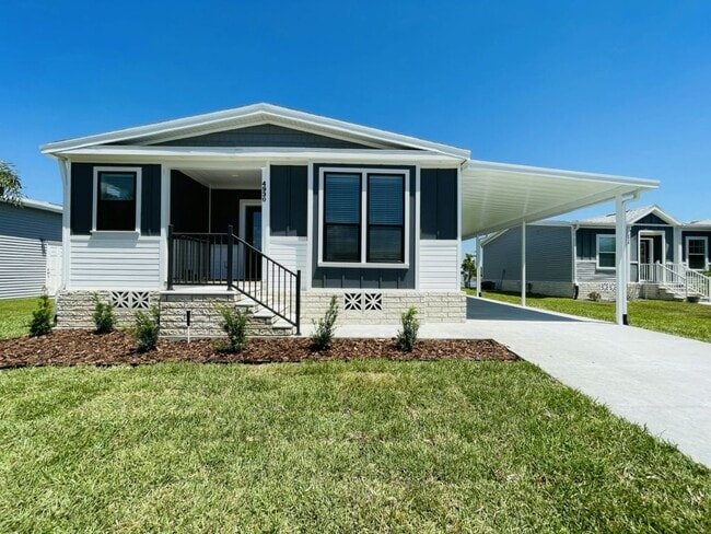 Primary Photo - 4930 Coopers Hawk Pl