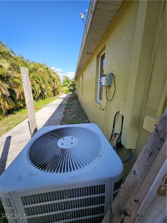 Building Photo - 713 Palmetto Ave