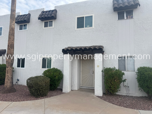 Primary Photo - 2415 N 71st St