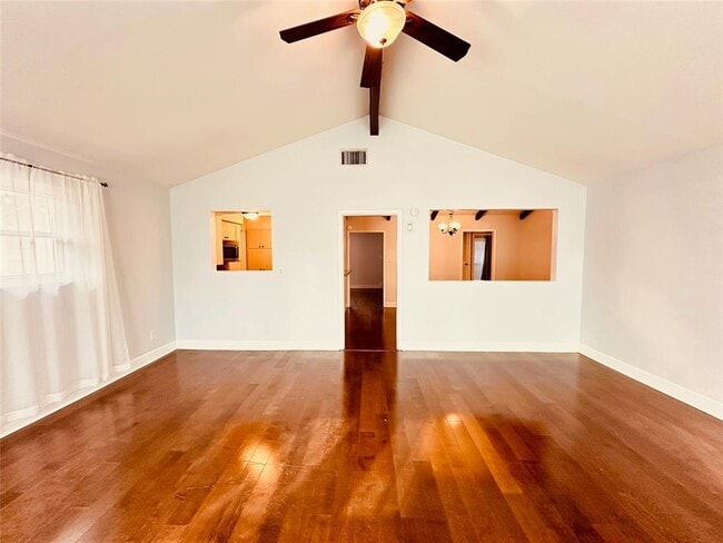 Building Photo - 103 Prince Dr