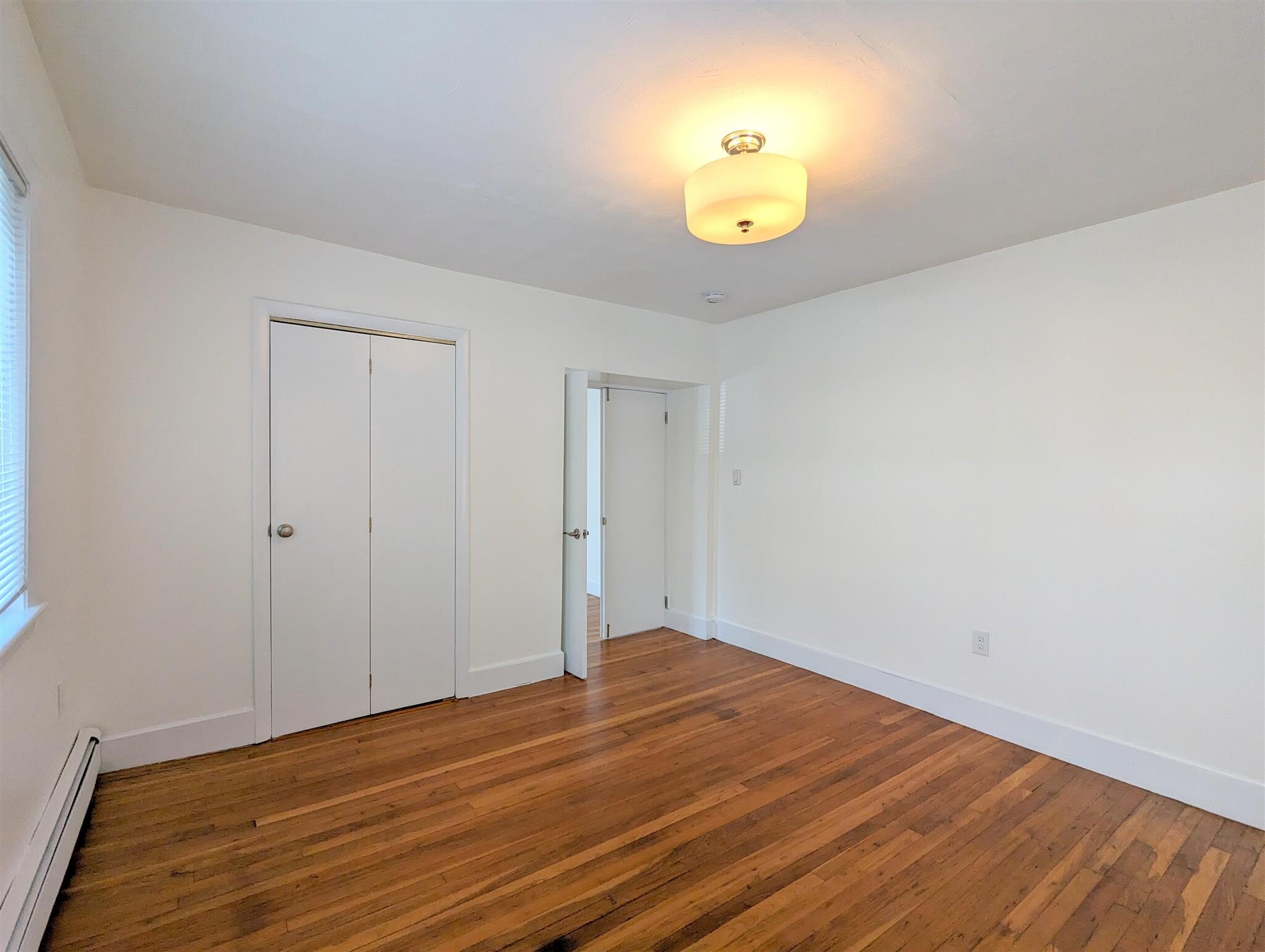 Building Photo - 322 Lowell St