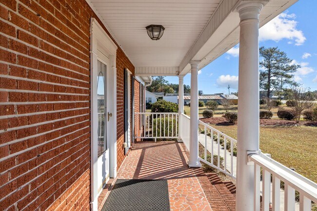 Building Photo - 4015 Freedom Way