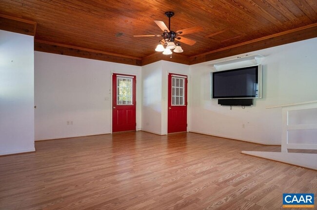 Building Photo - 4122 Green Creek Rd