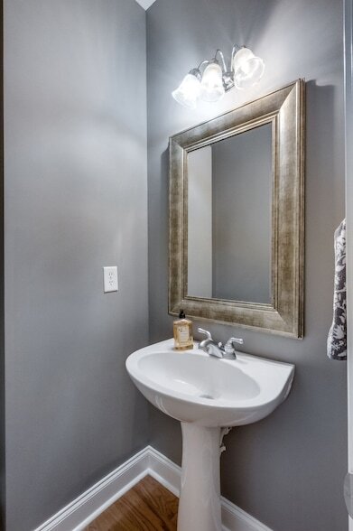 Building Photo - 2005 Daylily Dr