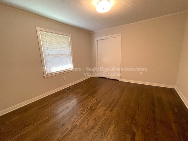 Building Photo - 4304 Crosby Dr