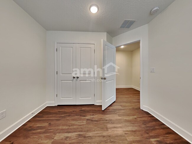 Building Photo - 2821 Alanas Mdw Wy