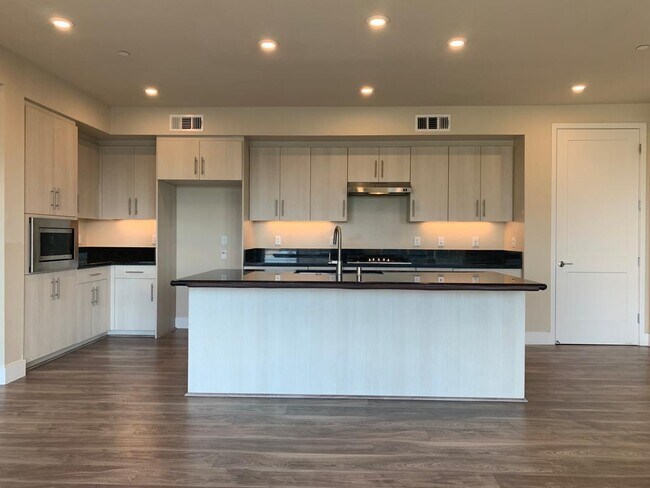 Building Photo - 44828 Fremont Blvd