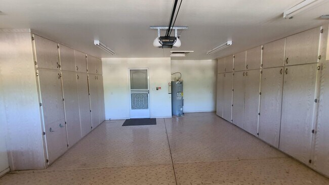 Building Photo - 7928 E Pueblo Ave