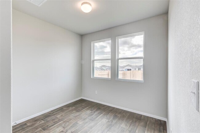 Building Photo - 2607 Derwent Dr