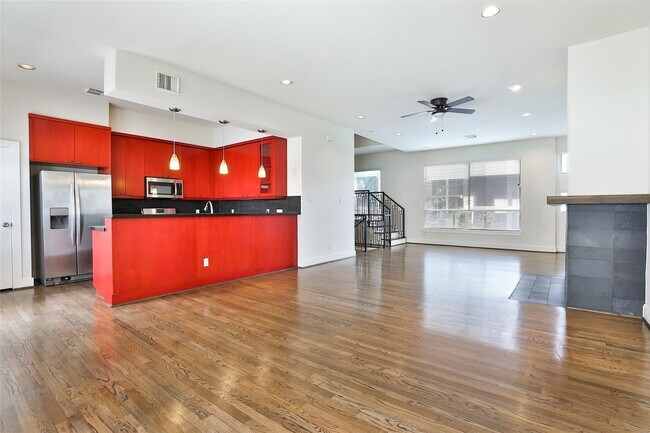 Building Photo - 4706 Austin St
