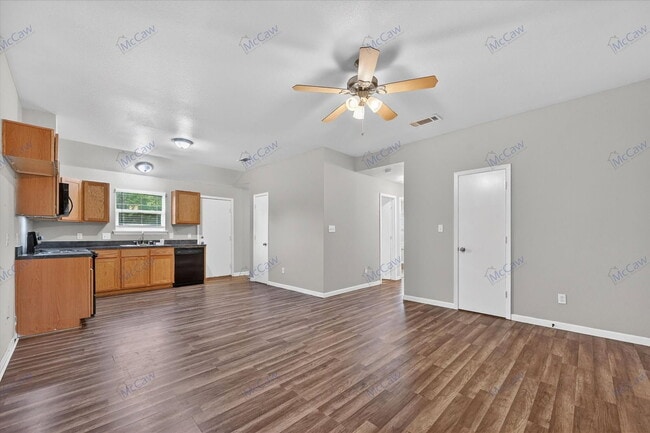 Building Photo - 2312 Gilmer St