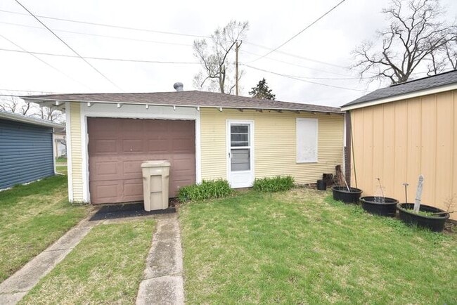 Building Photo - River Park Charming 3 bedroom Single Famil...