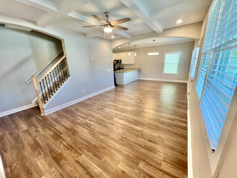 Building Photo - 2530 Snow Creek Rd NE