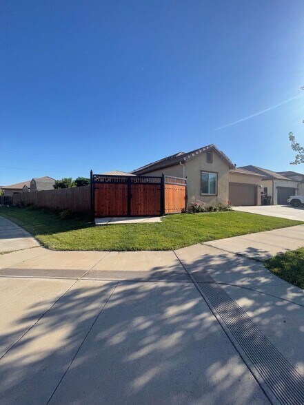 Building Photo - 1210 Wildcat Dr
