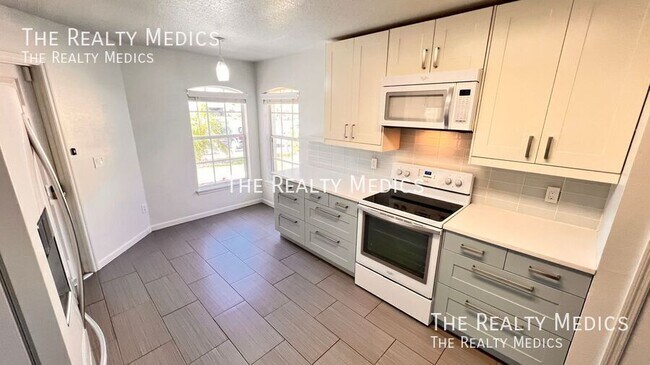 Building Photo - 3977 Journey Ct