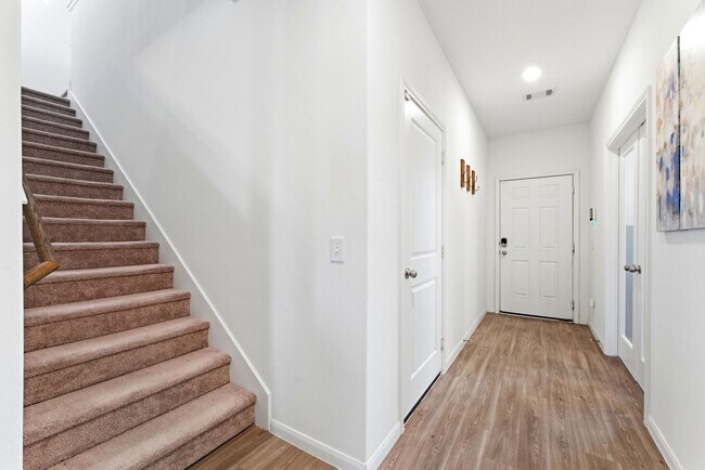 Building Photo - 26535 Decker Farms Ln