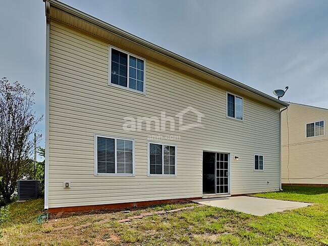 Building Photo - 808 Topsail Dr