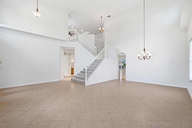 Building Photo - 5513 SW Windward Way