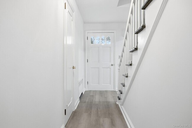 Building Photo - 291 Boulevard