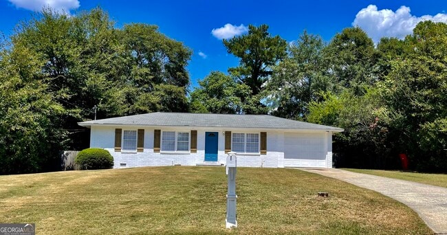 Building Photo - 1595 Winston Dr