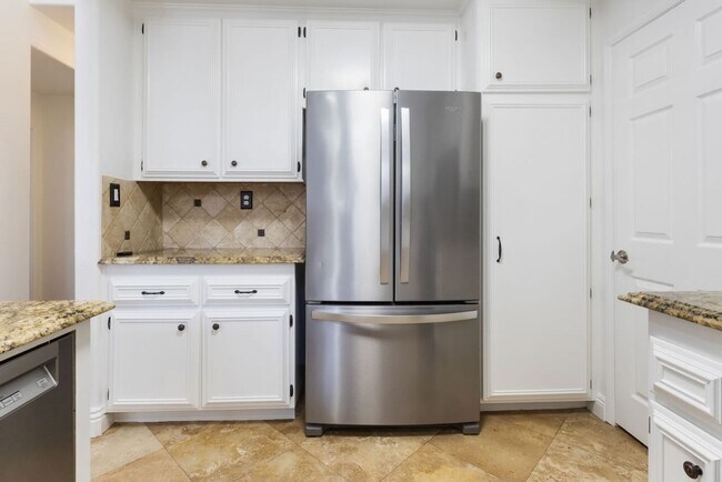 Building Photo - Spacious Laguna Niguel 3 Bed 2 Bath Condo Near Dana Point Harbor