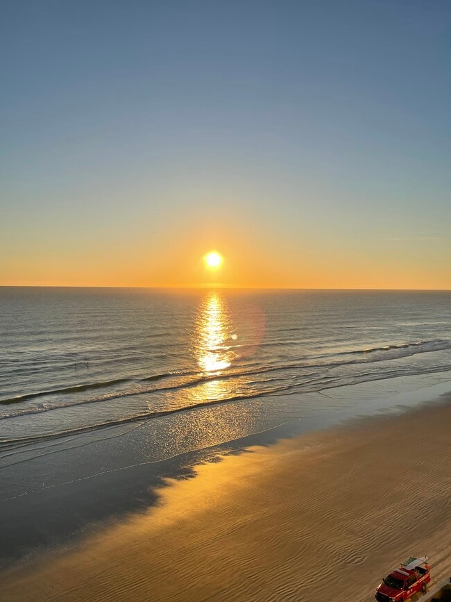 Building Photo - 2987 S Atlantic Ave